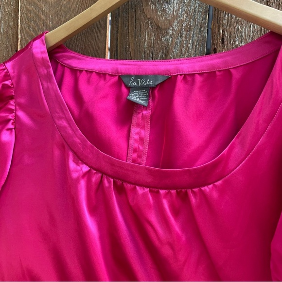 LA VITA Women’s Pink Satin Round Neck Cap Sleeve Blouse Size Large - Picture 5 of 8